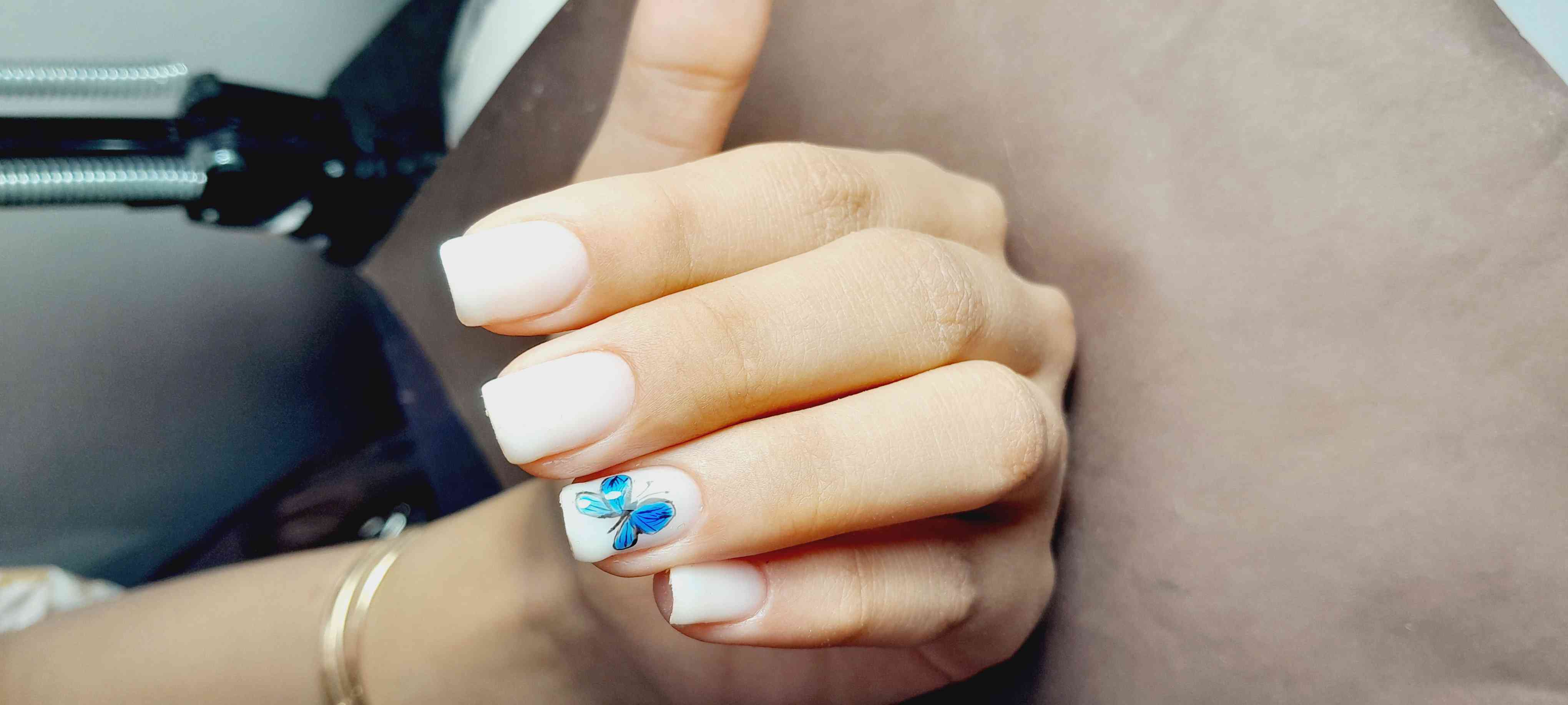 هلیا جهانشاهی 